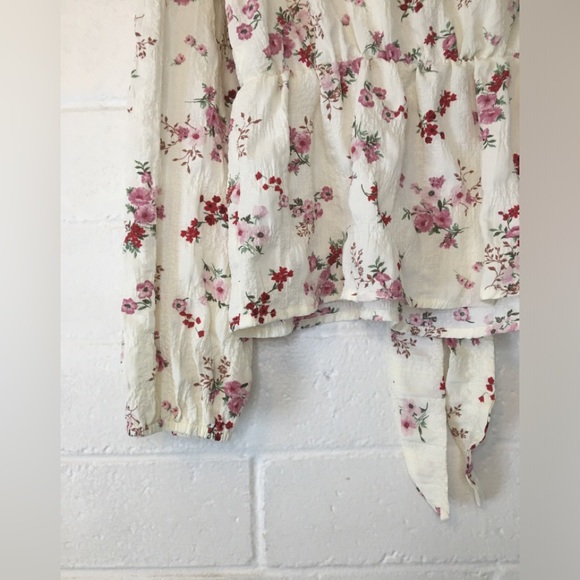 Floral Tie-Front Blouse - Cream and Pink - Picture 14 of 16